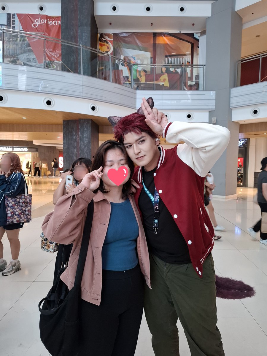 la_vendelle's tweet photo. Our Valko, you are so loved. 🥺🩷

Been laughing my ass off bc of our attempt to cover my spicy prints. It was funny &amp; a pleasure giving them away to everyone today. 😆 I hope u guys liked it! 😭🩷

#Valko #ValkoWolfPackPH #BringBackValko #BringValkoBack https://t.co/rOQtTVf6xg