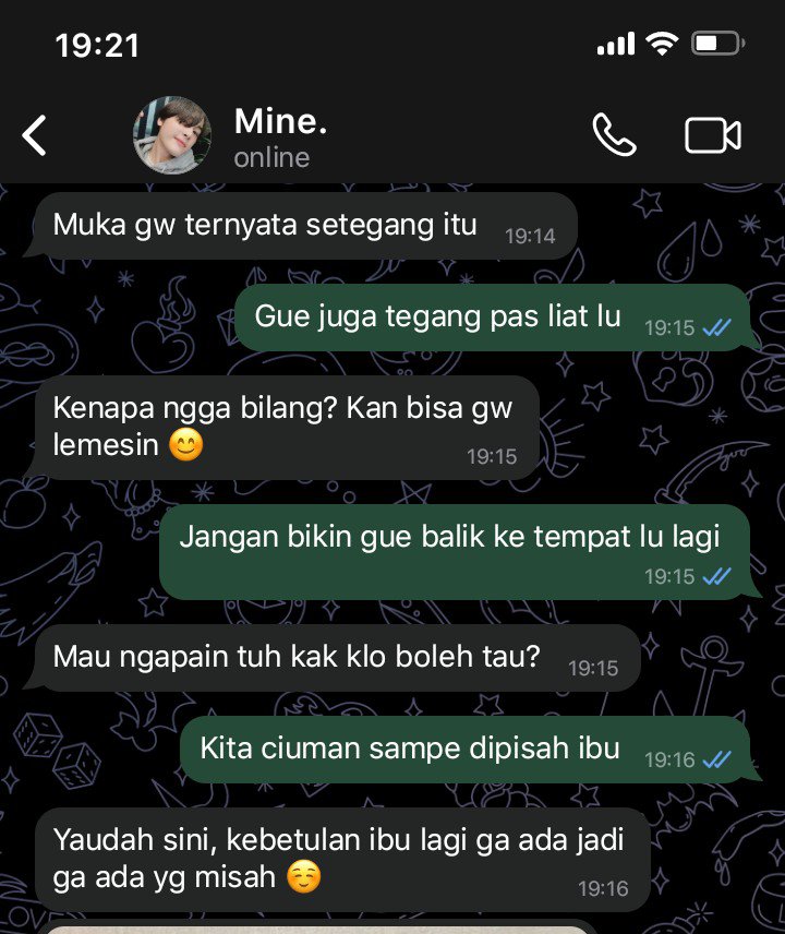 xxblackcherryyy's tweet photo. #devden ciuman https://t.co/XeC49i4ALA
