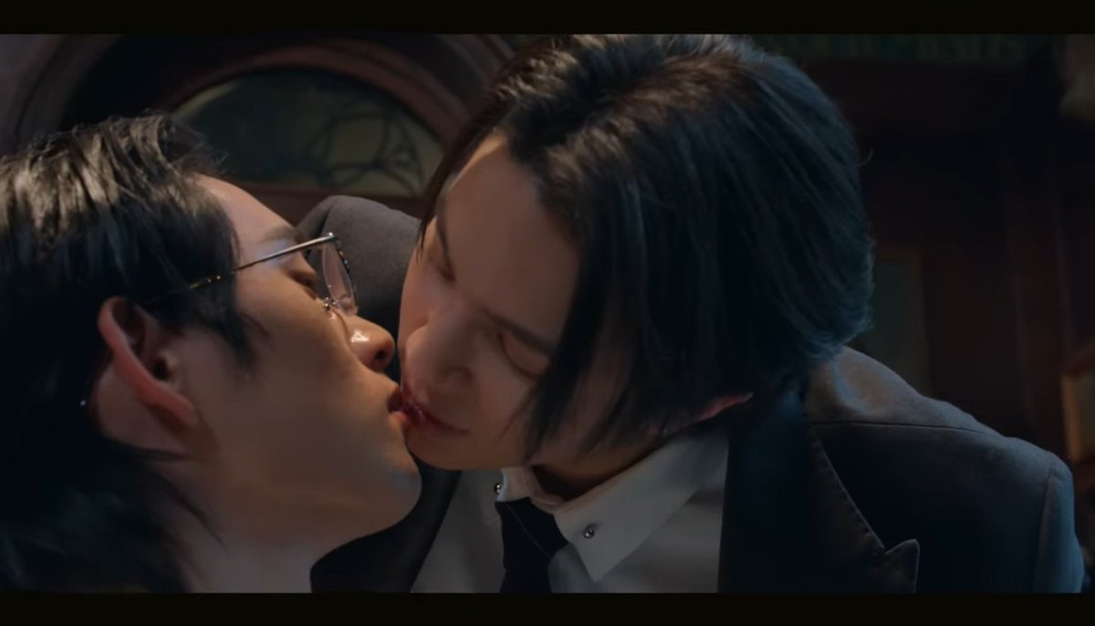 1nonlycupcakez's tweet photo. EEEEEKKKK WE GOT THAT ROMEMOK KISS!!!!
#PeachAndMeEP1 https://t.co/JXPKrGLKfK