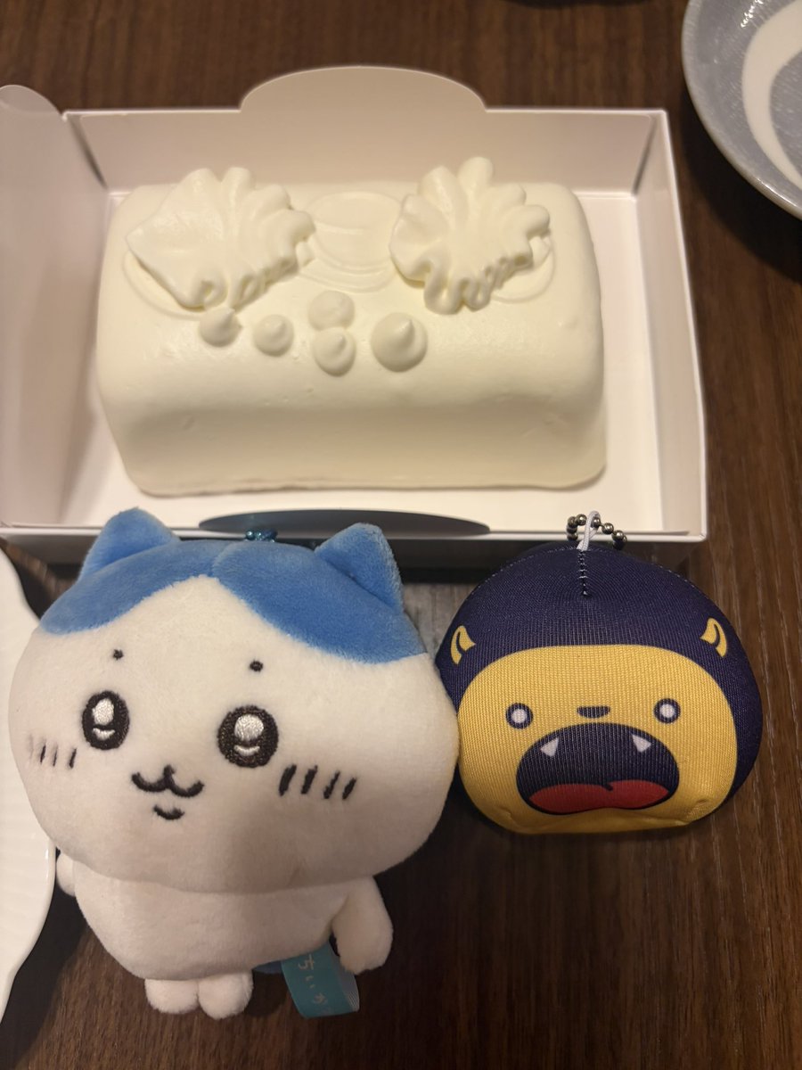 わぁい。チーズケーキもいただいたー。ここの大好き。