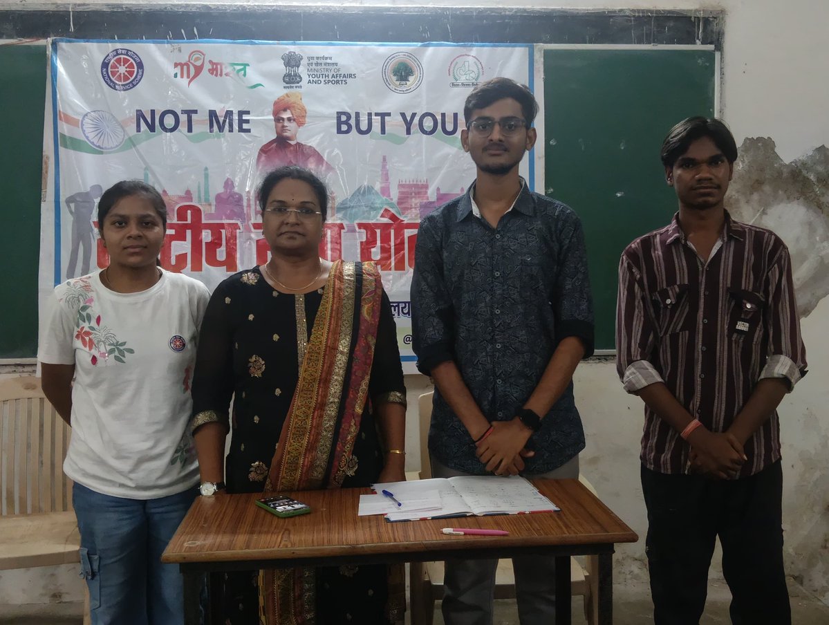 Nss_Sci_clg_bsp's tweet photo. 11जुलाई #विश्व_जनसंख्या_दिवस  पर "बढ़ती जनसंख्या: विकास में बाधा या अवसर?" विषय पर वाद-विवाद प्रतियोगिता का आयोजन किया गया, विषय के पक्ष एवं विपक्ष में स्वयंसेवको द्वारा तार्किक, प्रभावशाली एवं तथ्यपरक विचार प्रस्तुत किए।
@_NSSIndia @NSSRDBhopal 
@nssabvuCG @manojsinha812 https://t.co/QXHd1Ed5dv