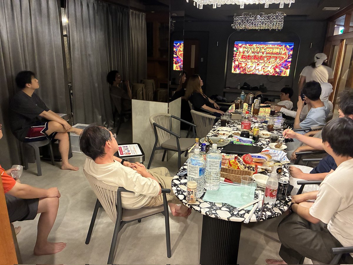 basketkabuki's tweet photo. 今年の社員旅行はやばすぎた笑
白浜さいこう！！！！！ https://t.co/wAtdZ6GEB9