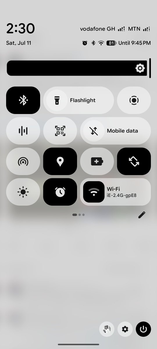 richieblay's tweet photo. @pixeluibygoogle @AndroidDev @ssamat @Android @GoogleDesign This also looks too basic honestly https://t.co/6j9nTLVlHS