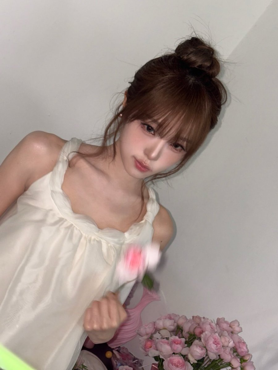 OgE929's tweet photo. 260711 예나코어 인스타그램 #최예나 https://t.co/7y1aKjJodY