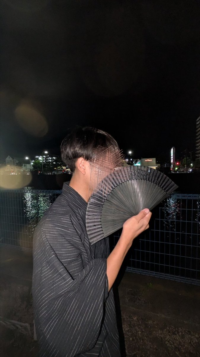 ao_ald1's tweet photo. 花火大会行ってきたよー
#ゲイ #高校生 #高3 #高三 https://t.co/JLvBOVA2eT