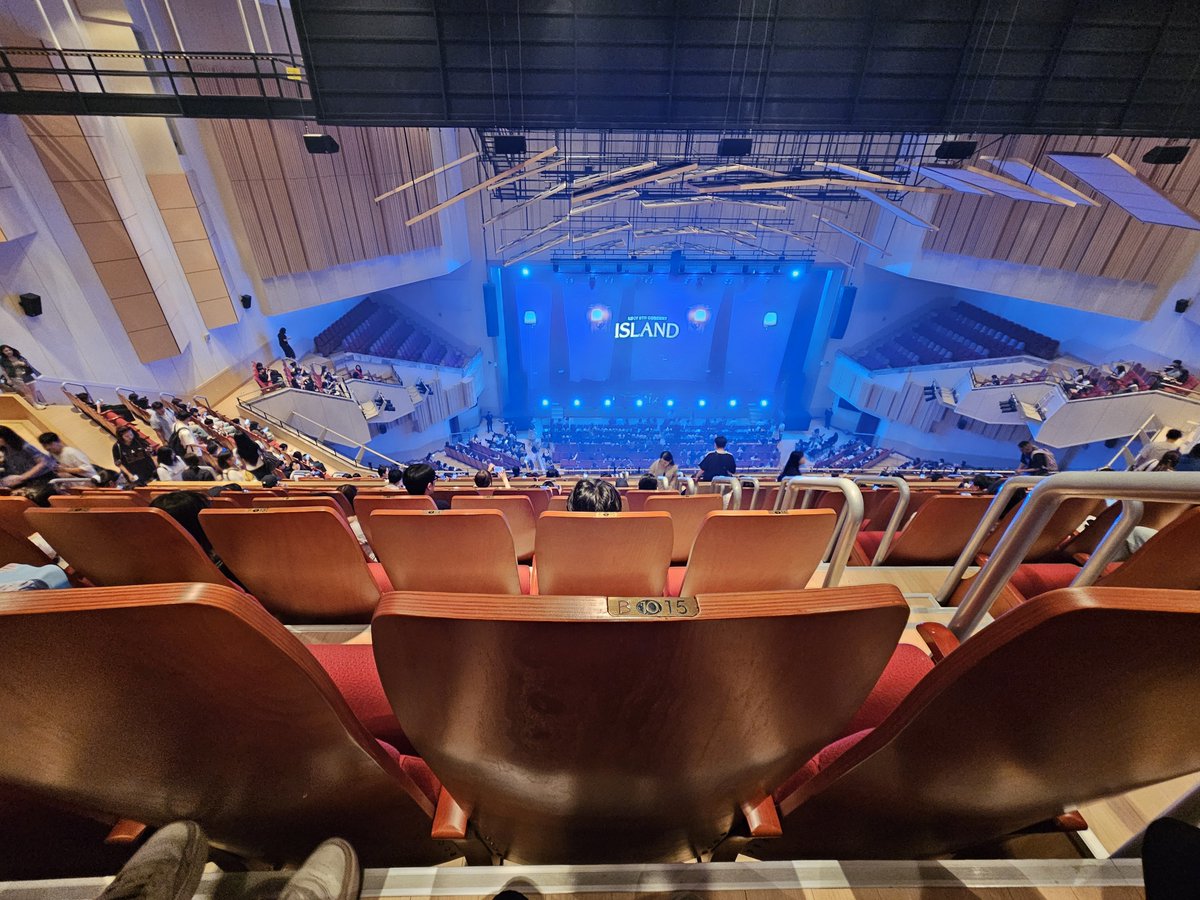 heeo0720's tweet photo. 루시님들 님들 벽에 걸려있는것같다 시전
근데 내시야: https://t.co/8PqIV3b3lq
