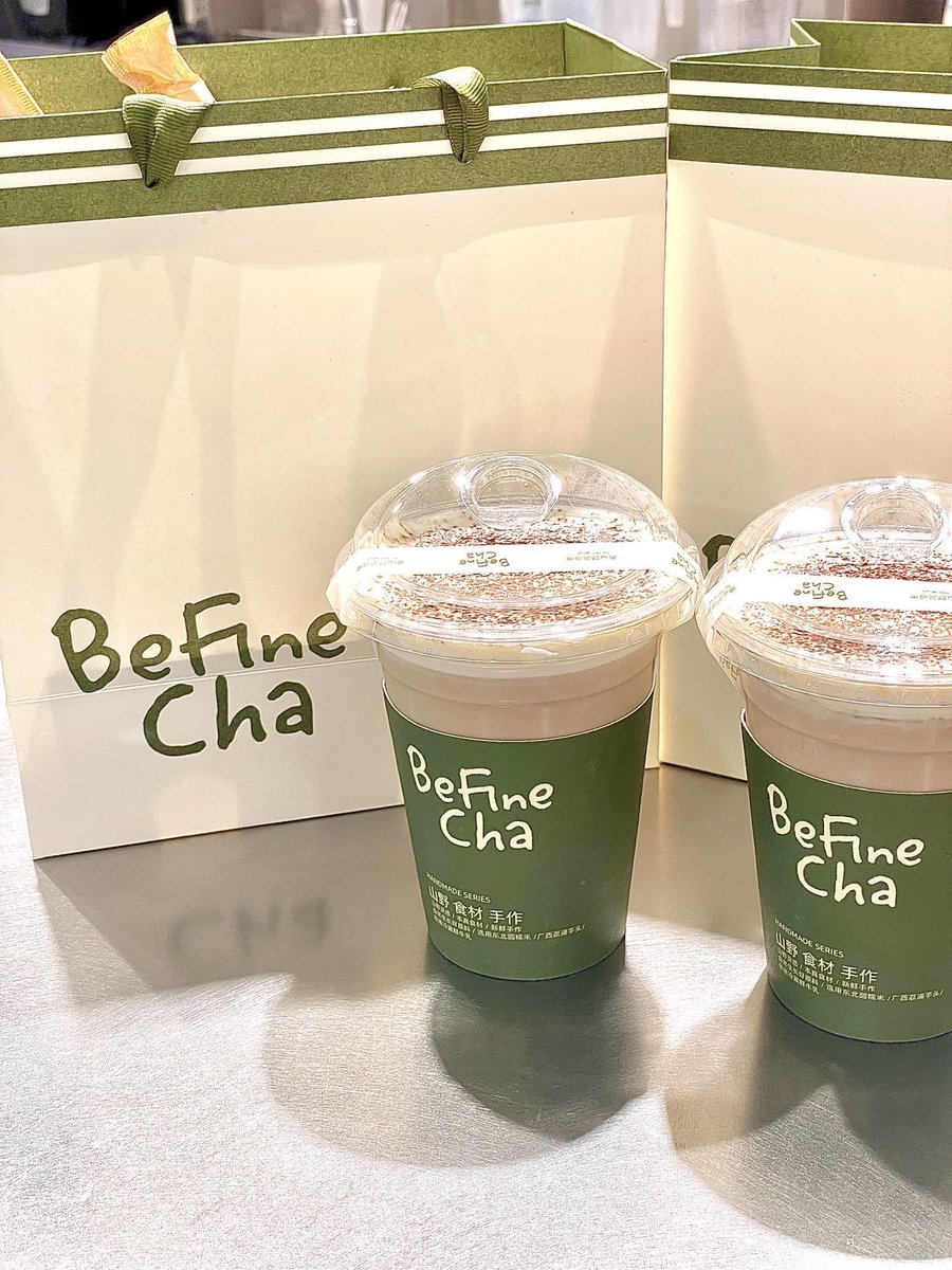acarsalesguy's tweet photo. [Treating myself to warm matcha latte and fluffy red bean mochi after a busy workday—small bites, big joy!]， https://t.co/AddKiNmGmk