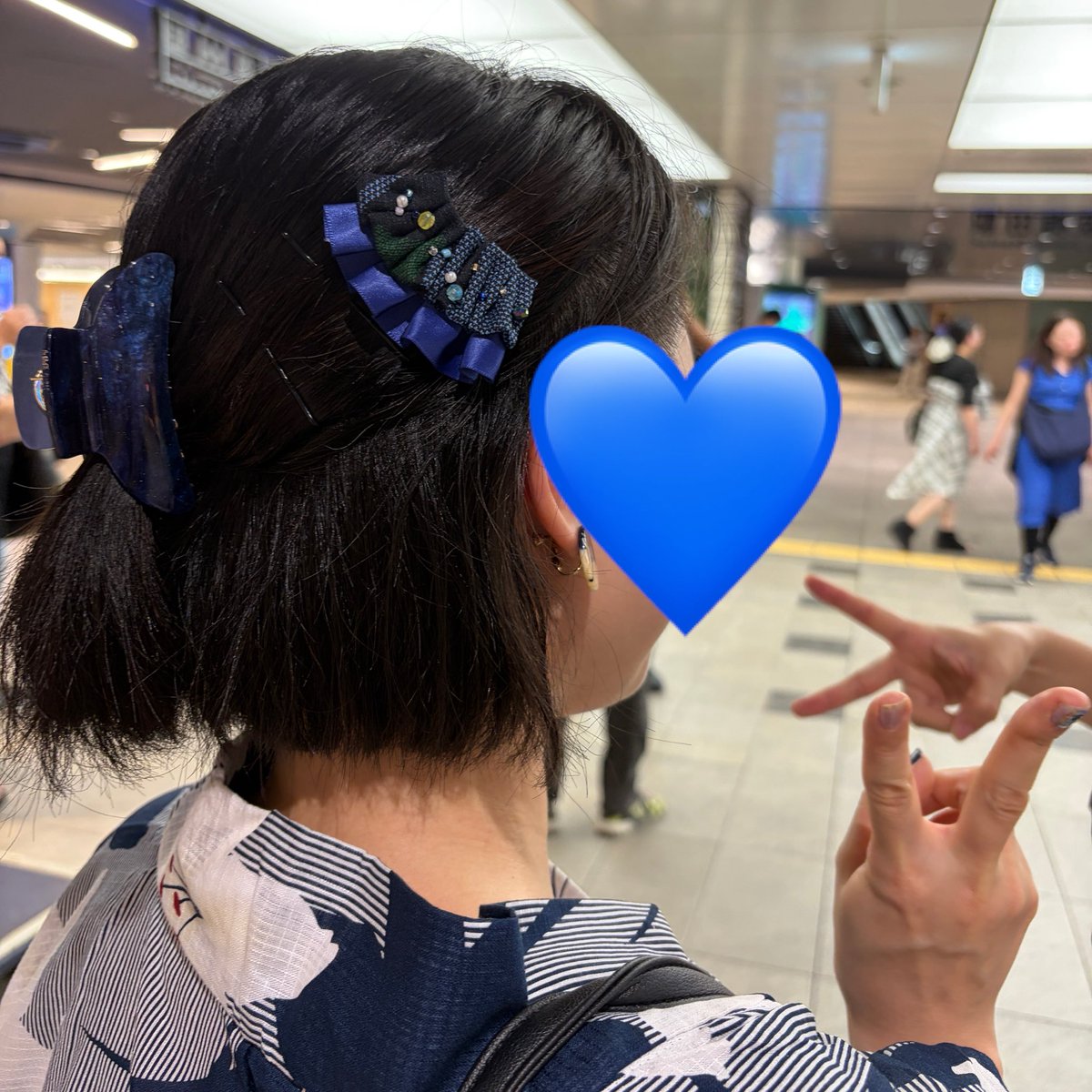 kotoyooda's tweet photo. 今日遊んでくれたみなさんをイメージして作ったリボンたち🎀(3枚目は水色のおリボン🩵)
我ながら可愛くてめちゃめちゃ似合ってました😭✨自己満にお付き合いいただきありがとうございました😭💕笑 https://t.co/qmQk1tNQDK