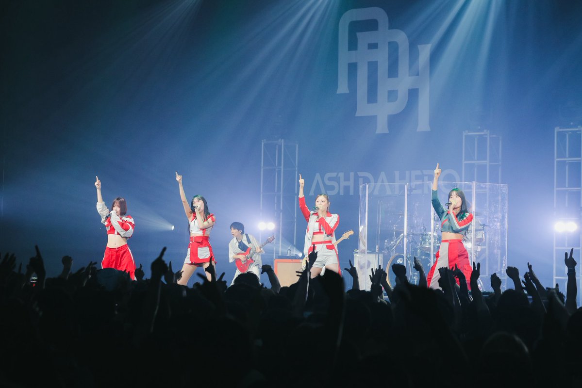 PassCodeオフィシャル tweet media