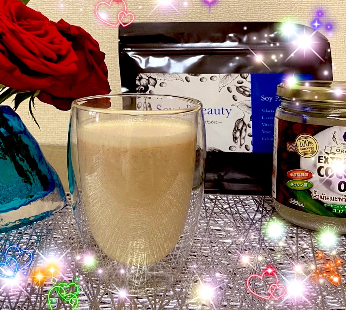 samesky_moon's tweet photo. @_t_s_u_h_i_r_o_ 一緒にカフェ時間したくて、＃家カフェ を真似っこしました😆
自分好みのドリンクで、素敵なリラックスタイム♬ 今夜はいい夢が見られそうです⭐️ https://t.co/McOG4bwGmz
