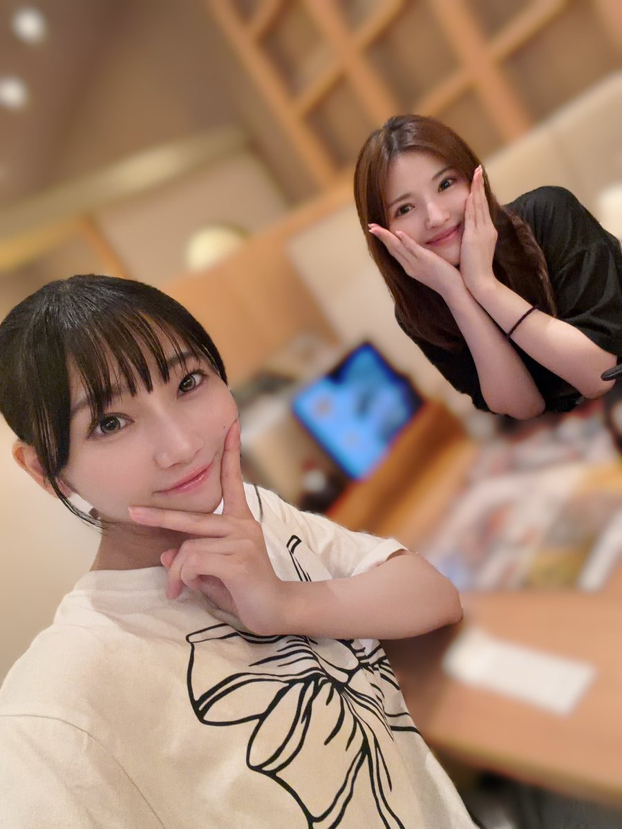 yano_hinaki35's tweet photo. 最終稽古でした！
御台場ってやっぱかっこいい。
みーんな魅力的です。
御台場の強さ、是非劇場で⚔️
#舞台アサルトリリィ #御台場女学校 https://t.co/HXK3XtDEZw
