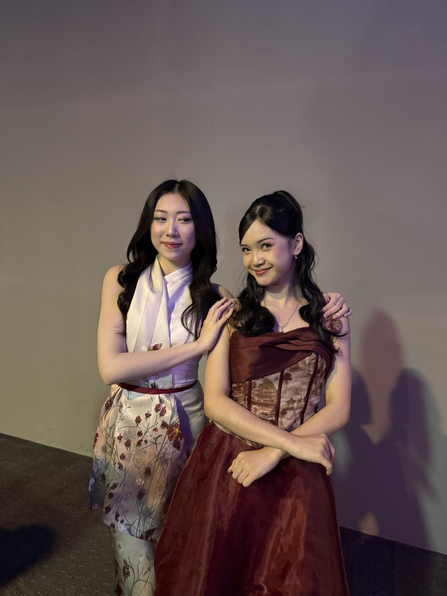 C_JessiJKT48's tweet photo. kyk lg nganterin anak mau sangjit wkwkwkw https://t.co/GW3Qjosigv