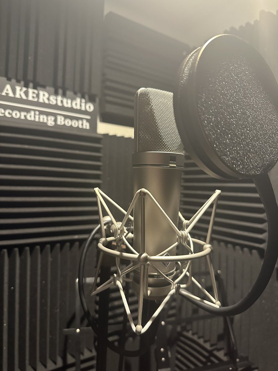 makerstudio2019's tweet photo. 本日はグループさんのレコーディングでした！
長丁場の収録お疲れ様でした！
明日もよろしくお願いいたします！ https://t.co/FPctHedyaJ