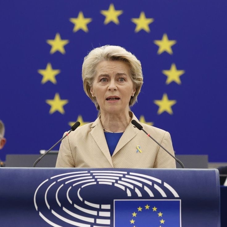 GlobalDiss's tweet photo. 🚨🇪🇺 URSULA TO RELEASE "EXPERT REPORT" TO BAN MINORS FROM SOCIAL MEDIA!

Monday's report will justify EU-wide censorship of children online.

Total dictatorship! https://t.co/jJpNvV1hav
