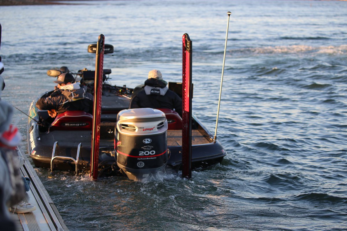 CollegiateBass's tweet photo. GOOD SATURDAY MORNING
Best of luck to everyone going fishing today!
#BassProShops #RangerBoats #YamahaOutboards #PowerPole #TotalBoatControl #AFTCO #AnyFishAnyWater #AbuGarcia #WeAreCollegiateBass https://t.co/8wzk6HioI9