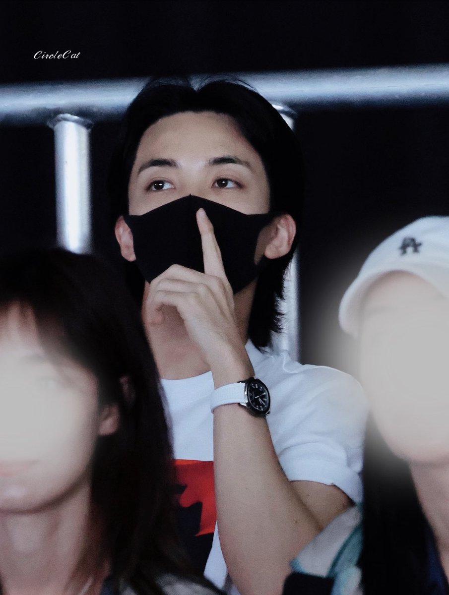 flamehanie's tweet photo. YOON JEONGHAN OH…🫠🫠🫠🫠🫠🤍🤍🤍🤍🤍

— 260711 #정한 #JEONGHAN https://t.co/bREBQ4sjhX