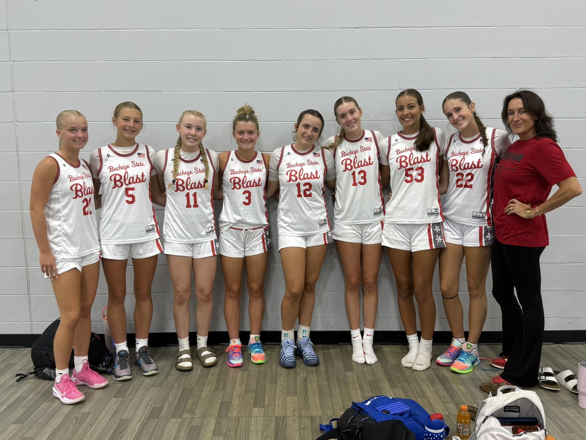EmmaHall003's tweet photo. 3-1 this weekend at the Select Super Showcase! @mikemillsnc https://t.co/fHxznZFp9g