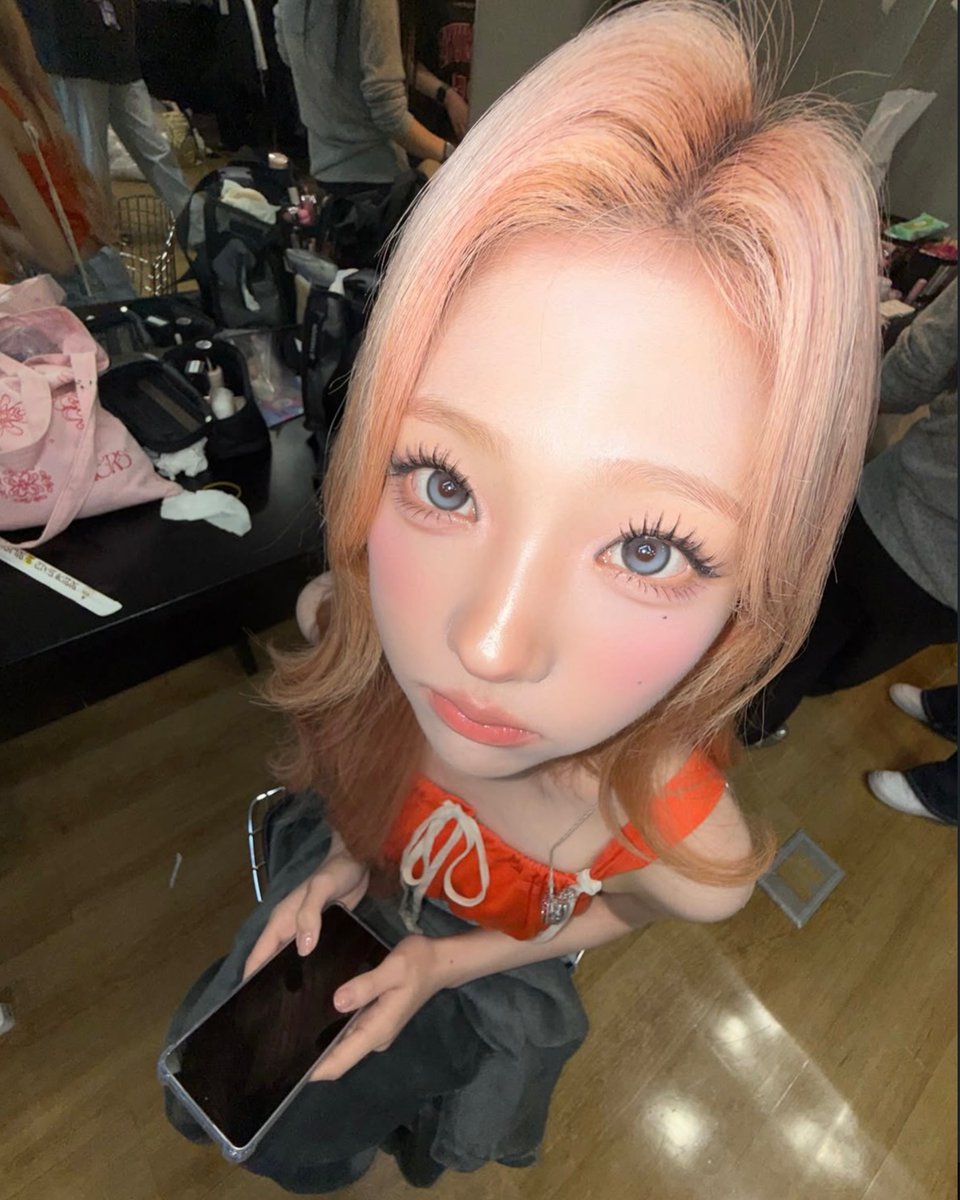 scrbxx_'s tweet photo. 아아 은근 찐성격보이는사진이라 존좋 https://t.co/wZo7cSRdV4