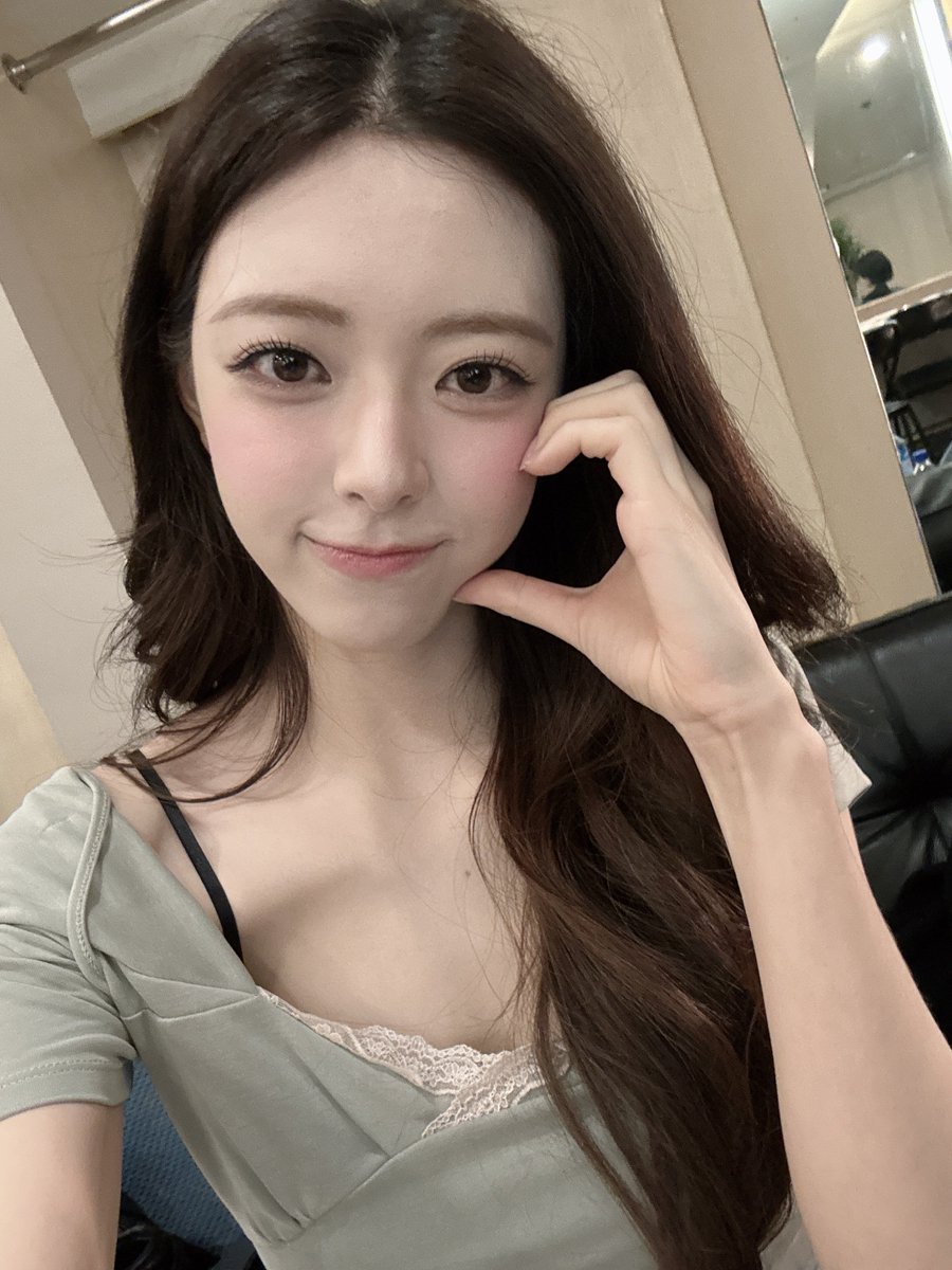 yunaspics's tweet photo. 🐰💬 https://t.co/ouxURqjESq