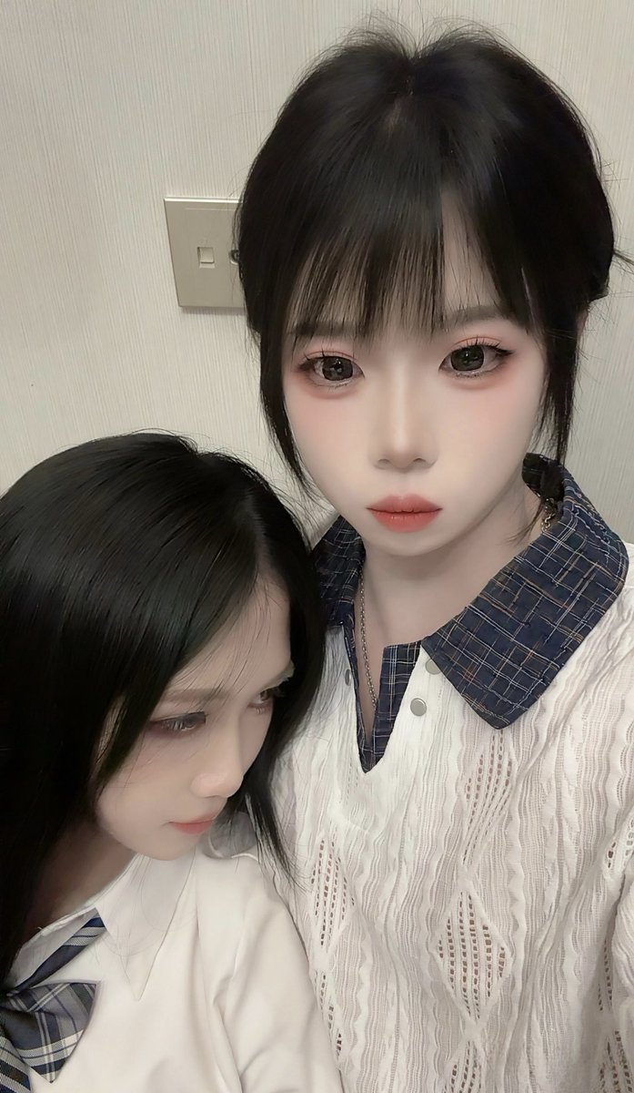 myu_yyy27631's tweet photo. 我的世界骤雨不停 你的眼眸是我唯一的晴@Moni777919 #男娘 #药娘 https://t.co/RjrJKW5pAw