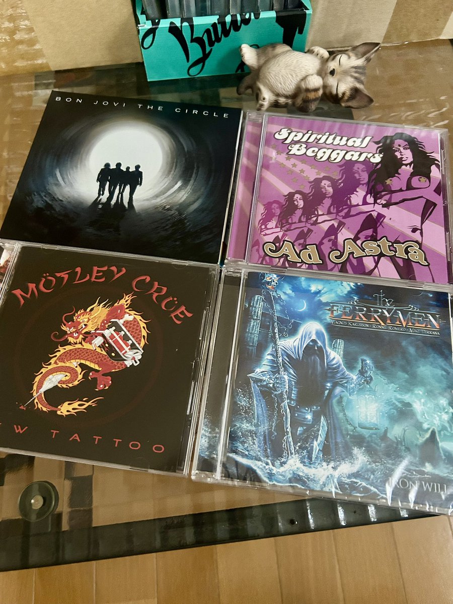 DreamCh24621504's tweet photo. Hi, guys.
How was your day?
I listened to these CDs on July 11th, 2026.

The Circle / Bon Jovi🇺🇸
#RichieSambora

#AdAstra / Spiritual Beggars🇸🇪
#NewTattoo / Mötley Crüe🇺🇸

Iron Will / The Ferrymen

Enjoy your weekend.
Good night, friends.ヽ(・∀・) https://t.co/ECOTzzglBz