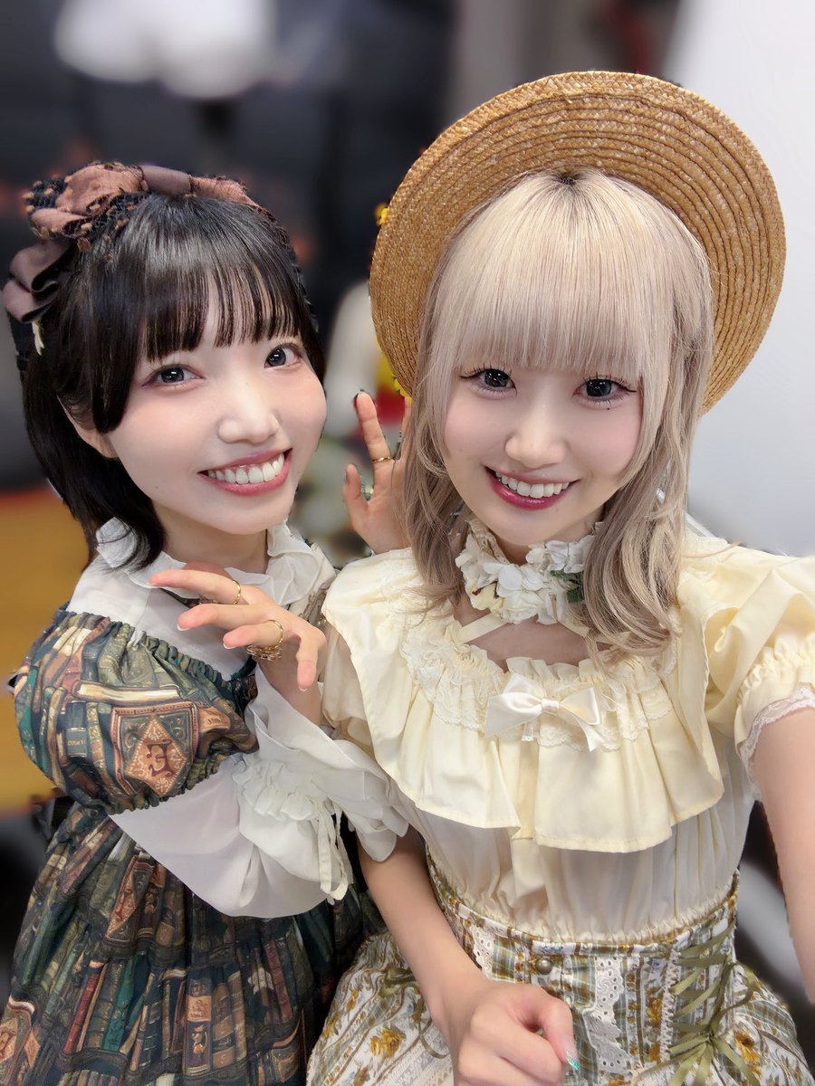 aoto_yuria's tweet photo. Ellememeちゃん初主催おめでとうございます🎈おつかれさまでした🤍 https://t.co/IE13tspXus