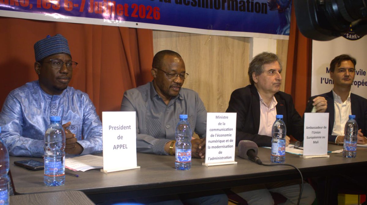 UEauMali's tweet photo. Journées d'échanges sur les relations Mali-UE et le journalisme à l'ère de l'intelligence artificielle et de la désinformation.
L'ouverture  s'est tenue en présence du SG du Ministère de la Communication, du Président de L'APPEL Mali et de l'Ambassadeur de @UEauMali. https://t.co/UTWTHAFR1m