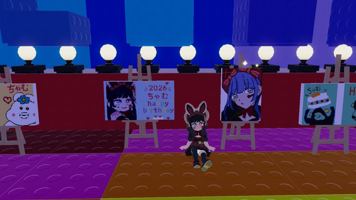 O0nel5's tweet photo. みんなお誕生日会企画してくれてありがとう〜！！！！！！！
最高の誕生日でした！！！
本のプレゼントも宝物✨️ https://t.co/k40mrP3Gqk
