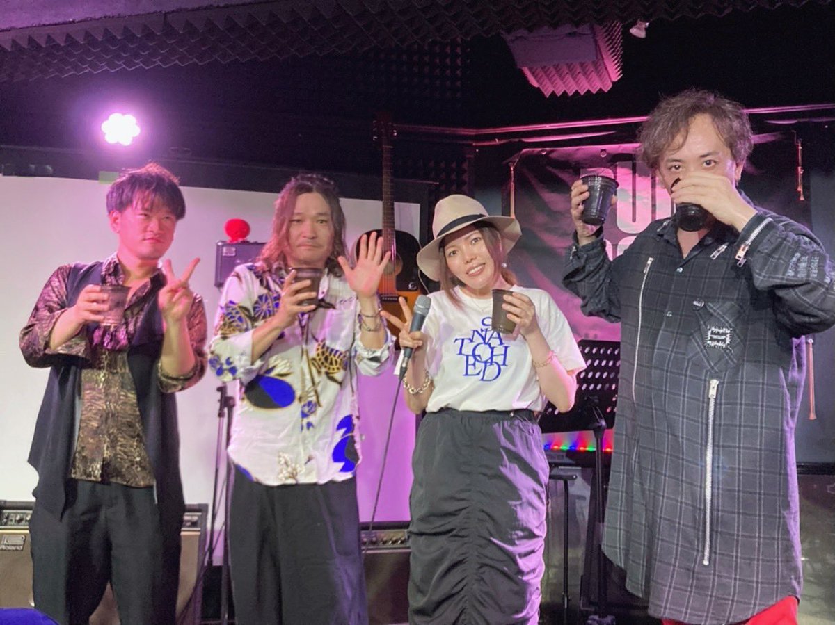 melodistchan's tweet photo. 少しお日にち経ちましたが、LIVE -POPMONSTER at名古屋pure gold✨
本当に幸せな時間でした😆

大好きな名古屋の皆さんのノリ♪とアットホーム感が大好きです❣️

また来年帰ってきます😊✨

#POPMONSTER
#ポプモン
#高久知也
#Chacua' https://t.co/YNTFHZThWv
