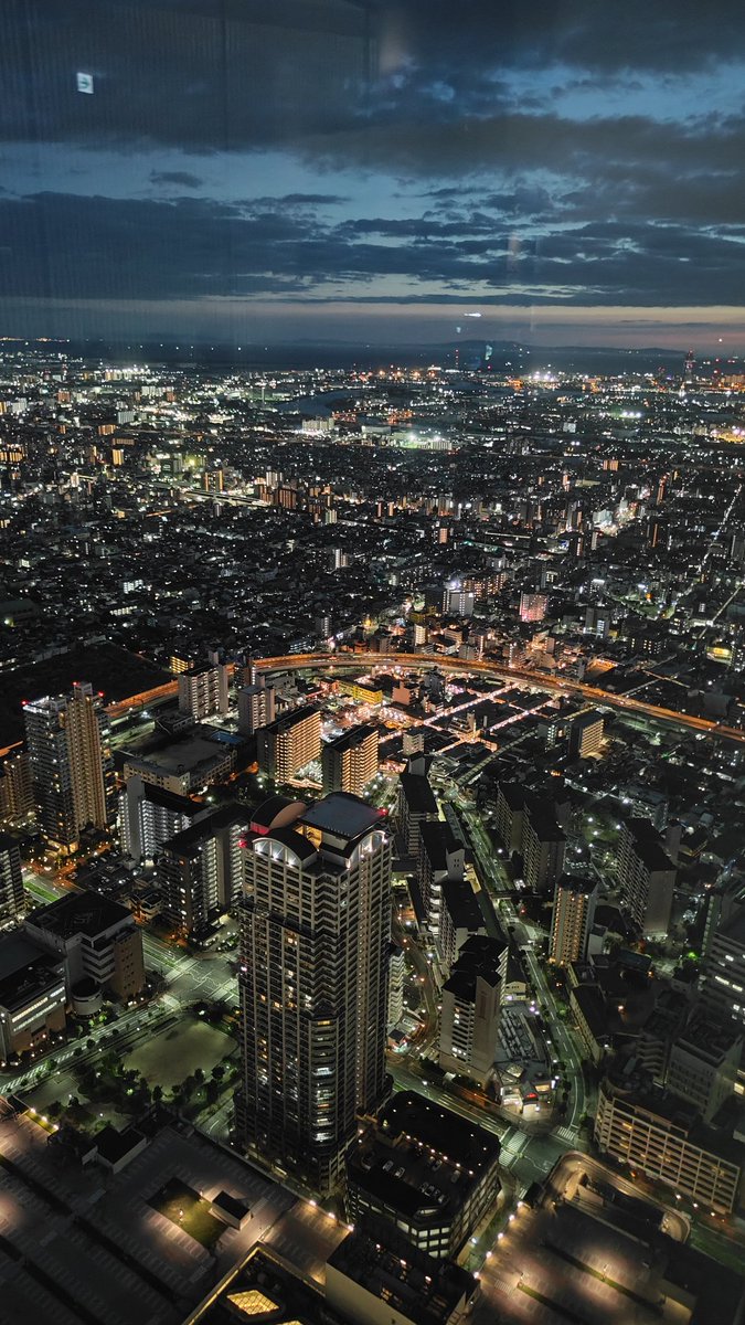 joyuki0603's tweet photo. 真的很感動啊！！！夜景超漂亮！🥹🌟
本当に感動したよ！！🥹 夜景がめちゃきれいです✨ https://t.co/8jf4m38zIw