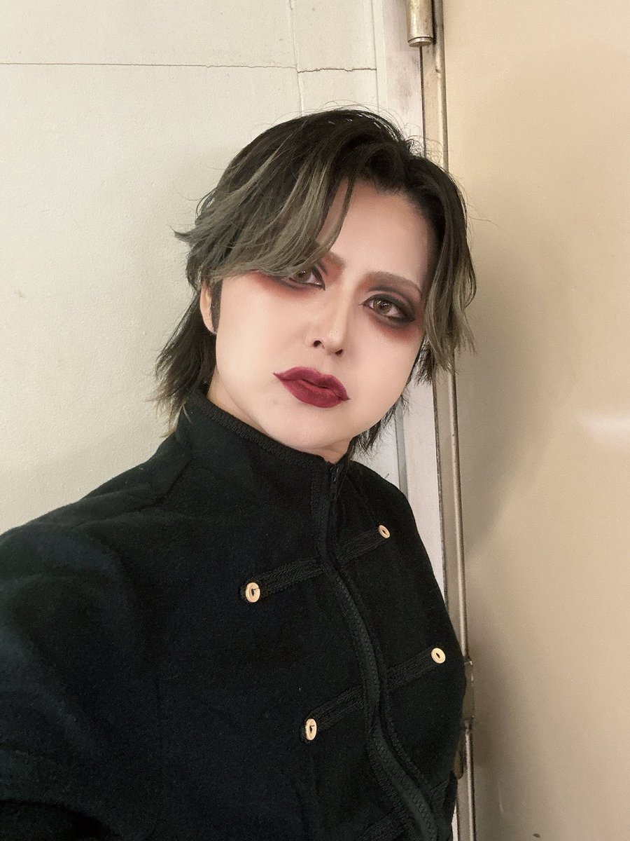josinohimitsu's tweet photo. 色々な十字架✝️misuji生誕祭†
『セヤ・ナンローラン・チャウデ』
初台DOORSでやりました、感謝をしし者❗️😆👍🏻🍱

かなり、風がｾﾔﾅいでて、皆んながmisujiさん好きな気持ちを運んできてました✌🏻😁
misujiさんのことを好きな皆んなも好きです😻
めでたいし、新曲も良いし、ゲストのお抹茶さんも面白すぎたし、最高な一日でした🎂🍵🍱
改めておめでとうございます🎉

今日の髪型はハーハップにしてみました💆🏻‍♀️
どうカナ(^.^)？

#色々な十字架白サバト