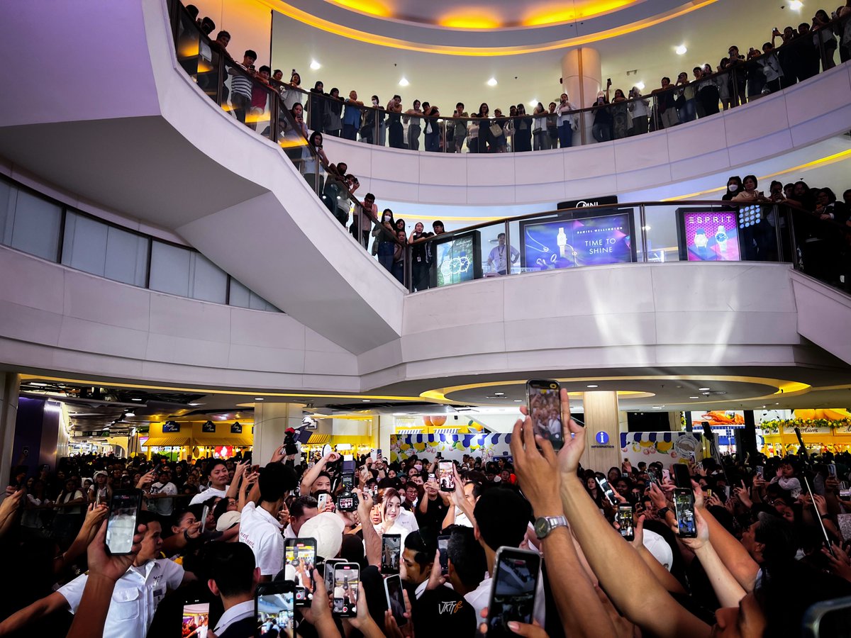 JKTY_F's tweet photo. คือหลายวันนี้ทำให้รู้เลย ว่าเราไกลเค้าขึ้นแล้วจริงๆ
บางทีเขย่งยังไม่เห็น อิงฟ้ามาไกลมากกก..
เก่งอะ ภูมิใจในตัวแก แกภูมิใจในตัวเองด้วยนะ..🥺

#อิงฟ้ามหาชน #EngfaWaraha 
@EWaraha https://t.co/5g4UL3rdpN