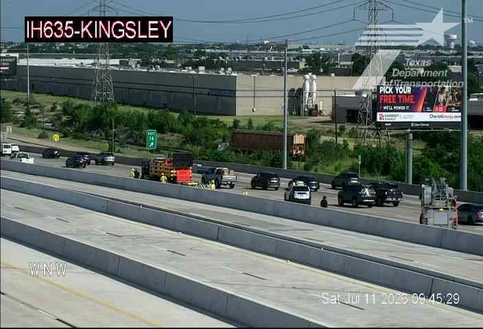 krldtraffic's tweet photo. #Dallas: NB-635 @ Plano Rd - a crash is blocking the left lane & shoulder - there’s a lot of construction in the area - use caution as you approach - very slow traffic backup approaching Garland Rd.
@KRLD #KRLDTraffic #1080KRLD #trafficalert @TxDOTDallas https://t.co/34juPcw7Tr