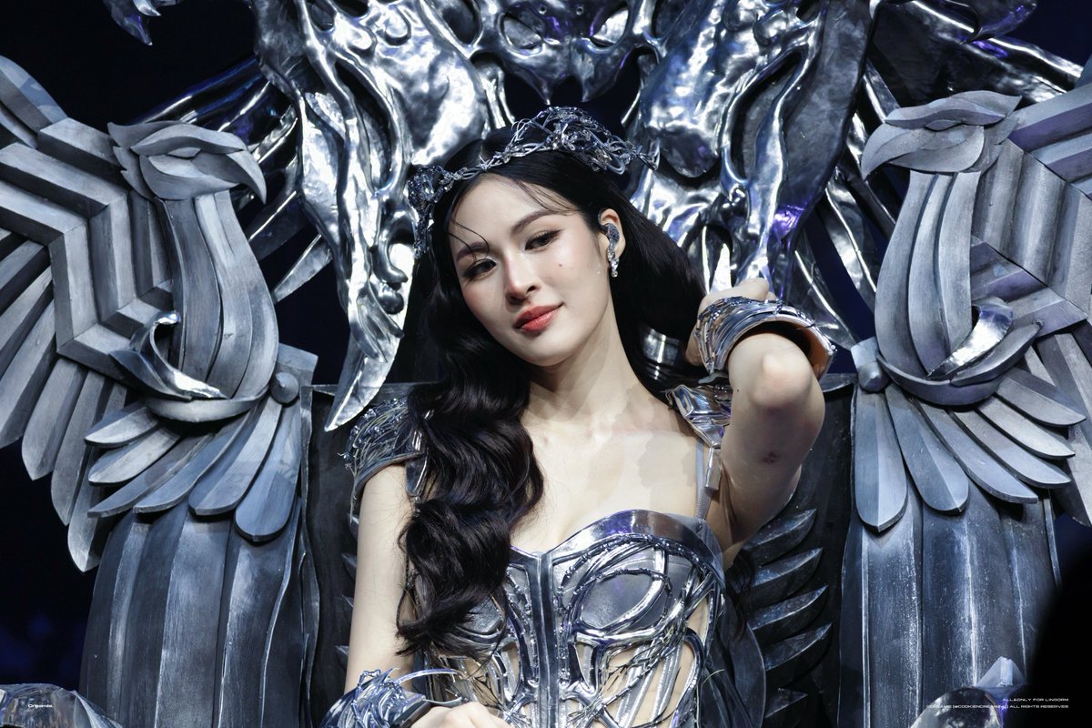 Cookiencream24_'s tweet photo. 260711

Queen🫪

NPP X LINGORM LOVE ORBIT
#NPPxLINGORM_IntoTheAuroraDay
#Linglingkwong #หลิงหลิงคอง
@linglingsirilak https://t.co/VrT6qfLmpU