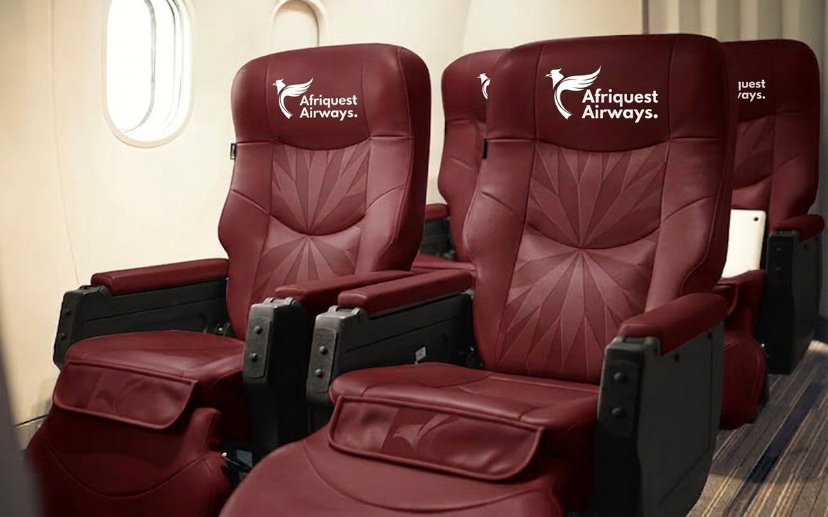 Savagegraphics4's tweet photo. A conceptual global airline identity rooted in premium design aesthetics, bold typography, and a striking color narrative. Designed to stand out on any runway in the world.
Check out the full presentation 
#AfriqQuest #GraphicDesign #Branding #Aviation #LogoDesign #LuxuryBrand https://t.co/gl9ZYCV0xR