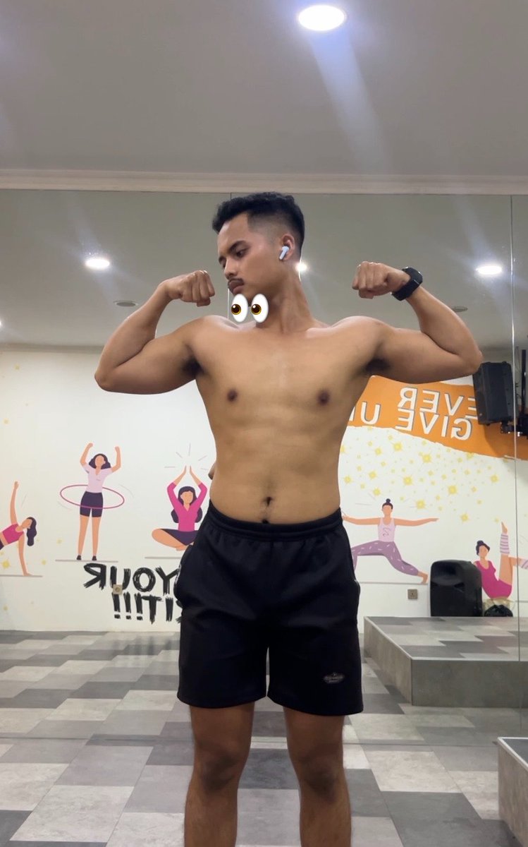 prwbesar's tweet photo. Baru segini doang upper bodynya. Ajarin build muscle para suhu gym… https://t.co/YNZIPfvcoK
