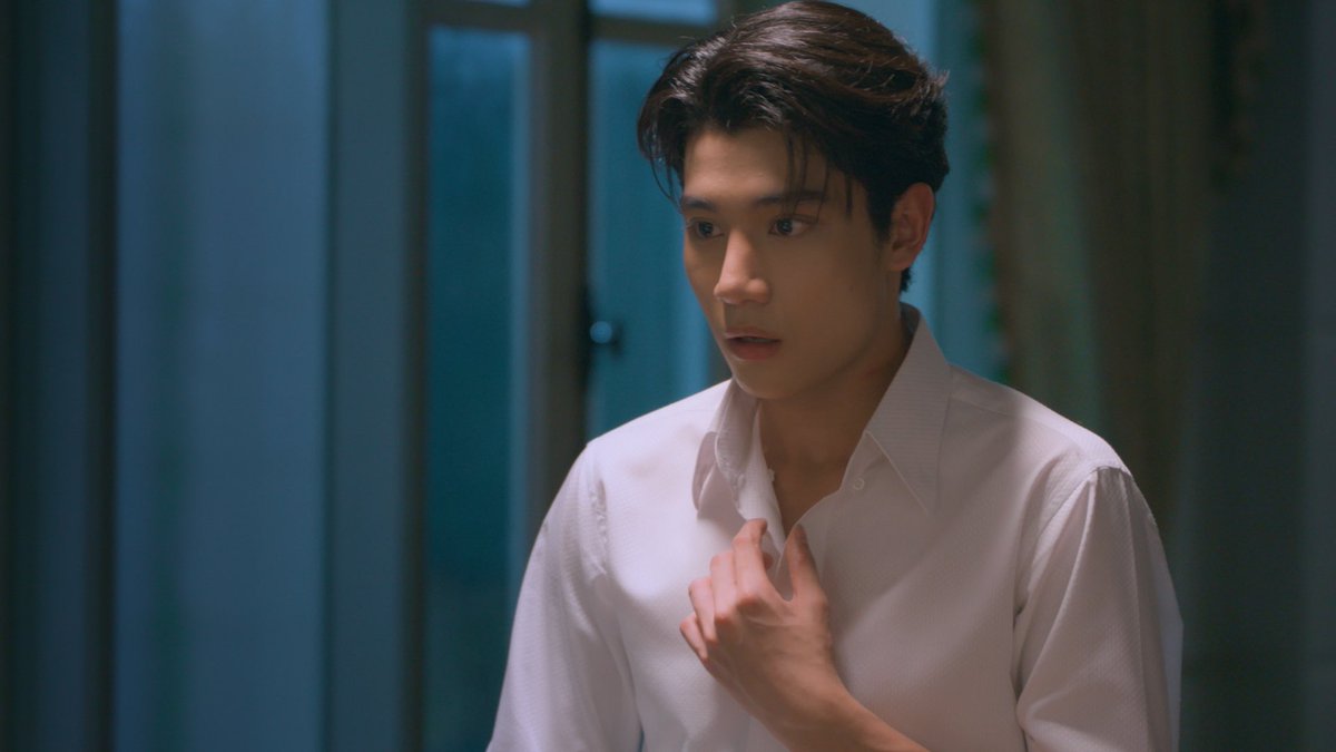 samonglaiii's tweet photo. นั่นไปโดนตัวอะไรกัดมาน่ะเพคะ ดูซินั่นกัดซะคอแดงเชียว // ชั้นอยากตะโกนว่าท่านชายก็ไปกัดคอเขาเหมือนกันค่ะ

THE EDGE OF HORIZON EP4

#อรุณรุ่งEP4 https://t.co/jBTLzLufZE