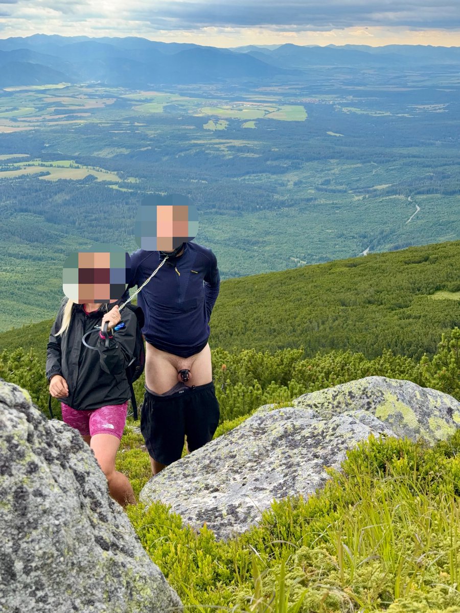 LSfemdomM's tweet photo. My Domina wife took me on a mountain hike yesterday…

Collar on, leash in her hand, and of course — locked in chastity the whole time.
No mercy, no discussion. Just me exposed and completely hers with a beautiful view.
Best vacation ever. 🔐👢🏔️
#femdom #flr #hiking #trail #bdsm https://t.co/DiIFzAfumO