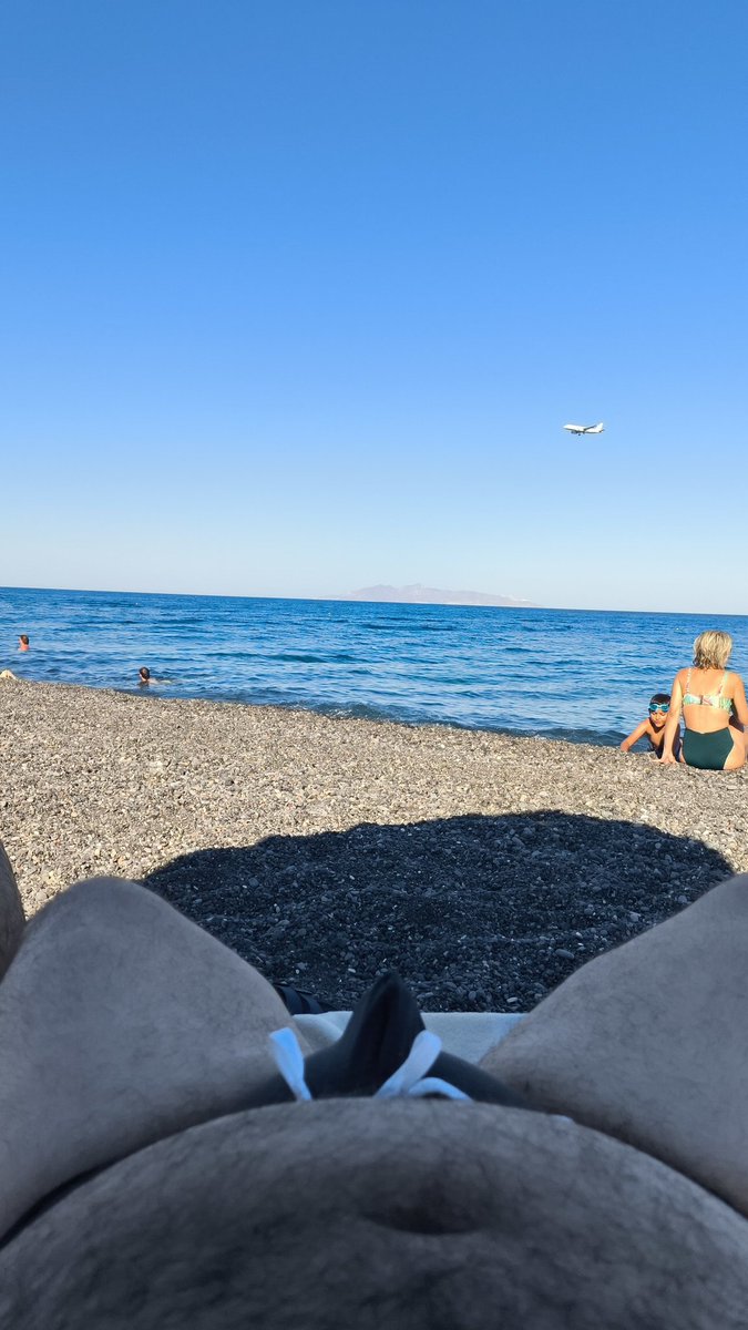 costakisakrivos's tweet photo. I have a nice view 😉😎 https://t.co/ca4MutfjHD