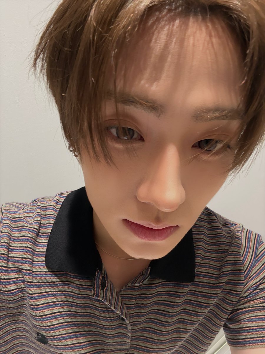 withforheart's tweet photo. 260711 플챗 포스트 #상원

오늘 홍콩을 마지막으로 총 7회차 진행한 스타로드 투어 정말 많이 행복했어요. 이 행복을 우리 앨리즈들과 나눌 수 있어 좋았고 의미 깊었어요. 앨리즈가 만들어준 시간이었고 그 시간 동안 저도 많이 성장한것 같아요. 데뷔 초에 이런 멋진 기회로 스스로 성장할 수 있도록 마련해 준 건 결국 앨리즈라고 생각하니 진심으로 감사한 마음이 들어요.스타로드를 통해 받은 크고 예쁜 사랑 절대 잊지 않고 마음에 고이 품고 있을게요. 스타로드는 막을 내렸지만 앨리즈의 가까이서 혹은 멀리서 끊임없이 갈고 닦을게요. 머지않아 멋진 공연장에서 다시 한번 다함께 뛰어노는 장면 그릴 수 있게 노력하면서 살게요! 덕분에 너무너무즐거웠고 행복했어요. 항상 고맙고 사랑해 울 앨리즈🤍