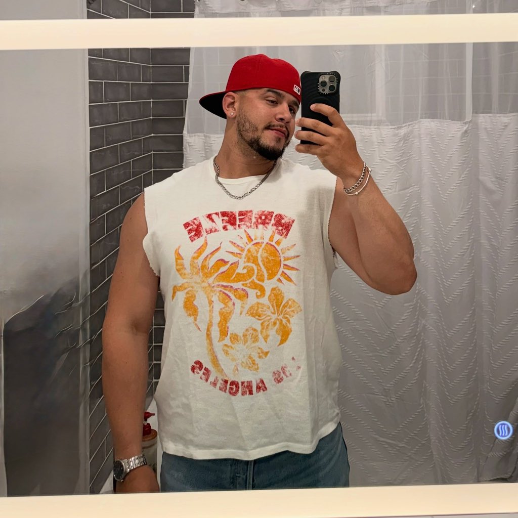 Joshthom90's tweet photo. Life is never made unbearable by circumstances, but only by lack of meaning and purpose. https://t.co/wjn0PtFMg1