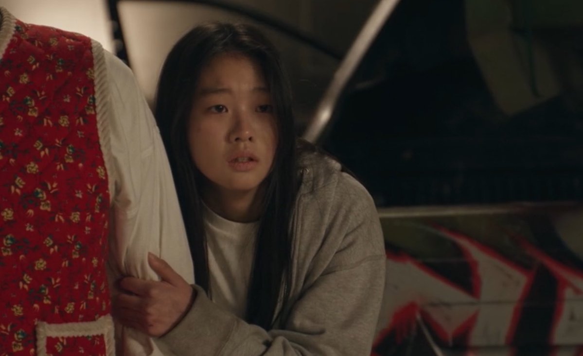 kenthusiastic10's tweet photo. Another high-stakes, tension-filled episode. The final scene in #AgentKimReactivatedEp6 gave me chills! To protect his daughter, Manager Kim will go to the ends of the earth. They should’ve known better than to mess with him. 4 eps to go. #AgentKimReactivated #SeoJiSub https://t.co/TOwpvsFeV3