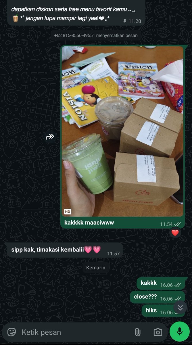 leleee12345's tweet photo. HALO GUYS, aku mau review pengalamanku pake jasdor🤩🤩 jadi, ini first time aku pake jasdor, biasanya lebih sering langsung ke outlet nya, eh ga nyangka bisa tau akun @coldbrue terus coba2 dan keterusan dehh😆
liat ss an chatku itu yak, kakaknya fast respon banget!!⭐⭐⭐⭐⭐ https://t.co/As2vwlS0Kx