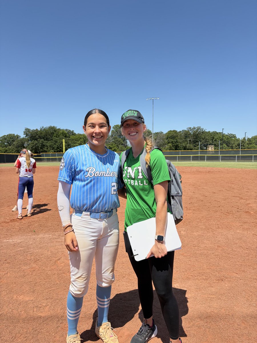 MarisaRobles_19's tweet photo. Yesterday I had the chance to participate in the @elite9camps in Grapevine. Thank you to all the coaches that came out to watch and give feedback! @BombersCerv16U @OCONNORSoftball @sfa_softball @LATechSB @MeanGreenSB @CoachKRaines @CoachBradF @deanofsoftball5 @TarletonSB https://t.co/FZQcLyPkvF