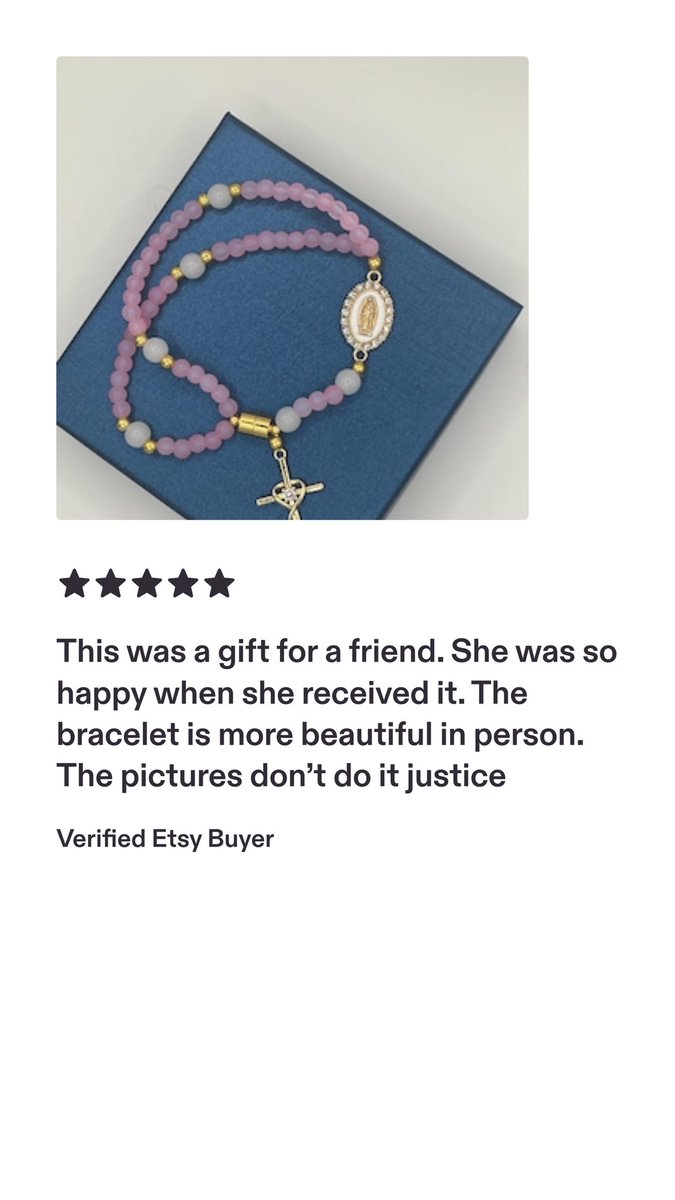 Strawberryhbol's tweet photo. Lovely review to wake up too. I genuinely love creating things that become part of someone's special moments. Knowing something I made brought someone joy is why I keep doing what I do. 🥰😍 https://t.co/r1qbkRHMii
