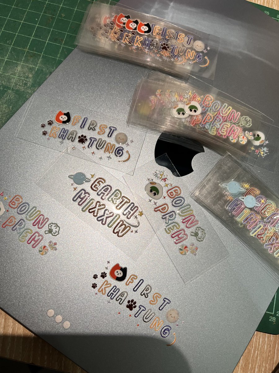 Waris_nw's tweet photo. 🐱🐷 Giveaway 
#FFFPartyConcert2026

📍25 &amp; 26 july 2026
📌Union Hall,Union Mall
⏰ TBA
 
(วงเขียว)
มารับกันด้วยน้าา อินโทรเวิดหัดแจกคับ

((พี่ๆคนไหนอยากแลกDmมาได้เลยนะคับหนูไปทั้งสองวันเลย))

w// @caru_thwi 

 #BounPrem #FirstKhaotung #EarthMix https://t.co/kqpZUGMItg
