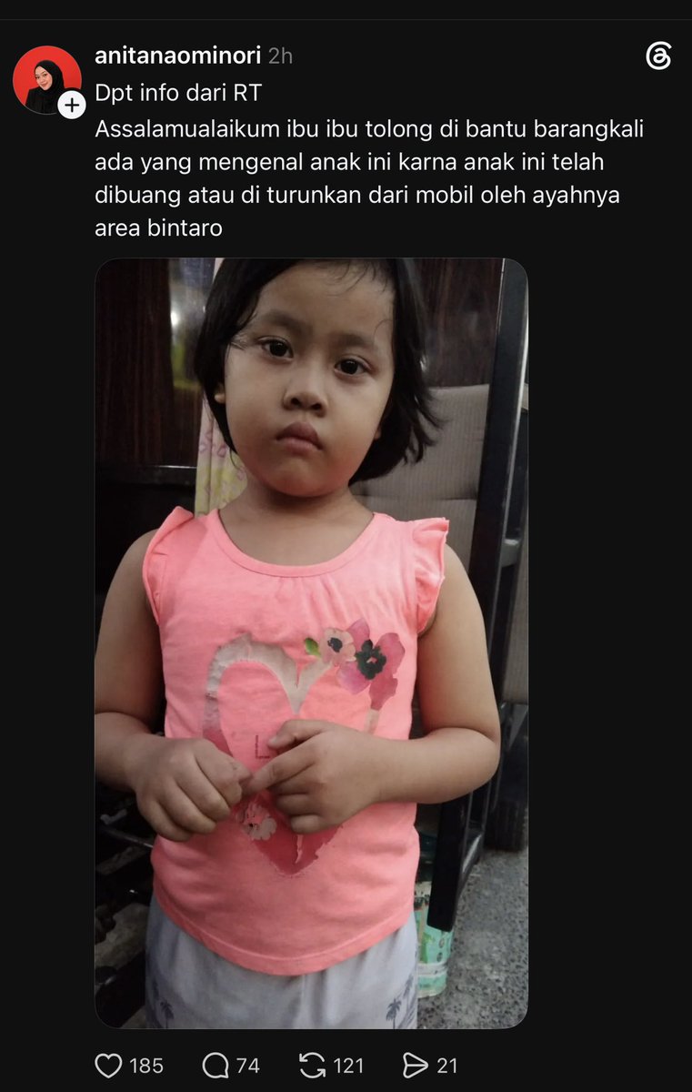 __azza's tweet photo. Warga, tolong dibantu. Anak ditinggalkan di area Bintaro. Semoga segera bertemu keluarganya. Nggak tahu itu yang nurunin di jalan beneran bapaknya atau bukan 😟. https://t.co/wb8mHy3Tzv