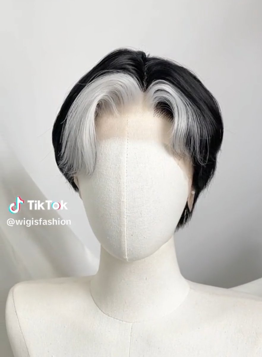 rixera_'s tweet photo. Gue mau warnain rambut bagian depan warna uban gini cocok engga ya? biar dianggap tua dan ada wibawanya dikit.
soalnya kalau di kampus masih sering dikira mahasiswa 😓 https://t.co/Zwvr6OJBJQ