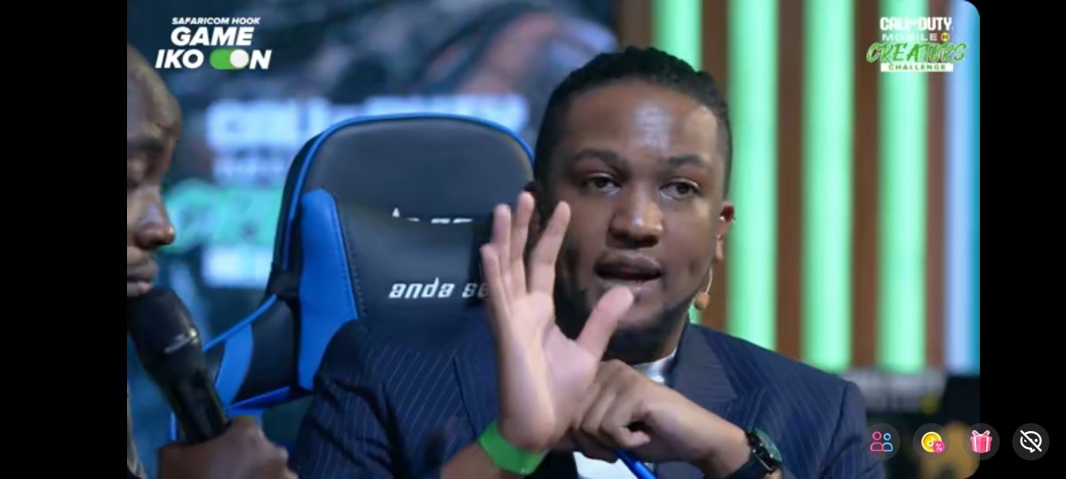 ricks254's tweet photo. Showing my friend how many times I will clap him on shipment 1 v1  @carry1st
@CODMAFRICA @EugeneAbuderby #CodmSikuZombo https://t.co/qXjOSwCCMr