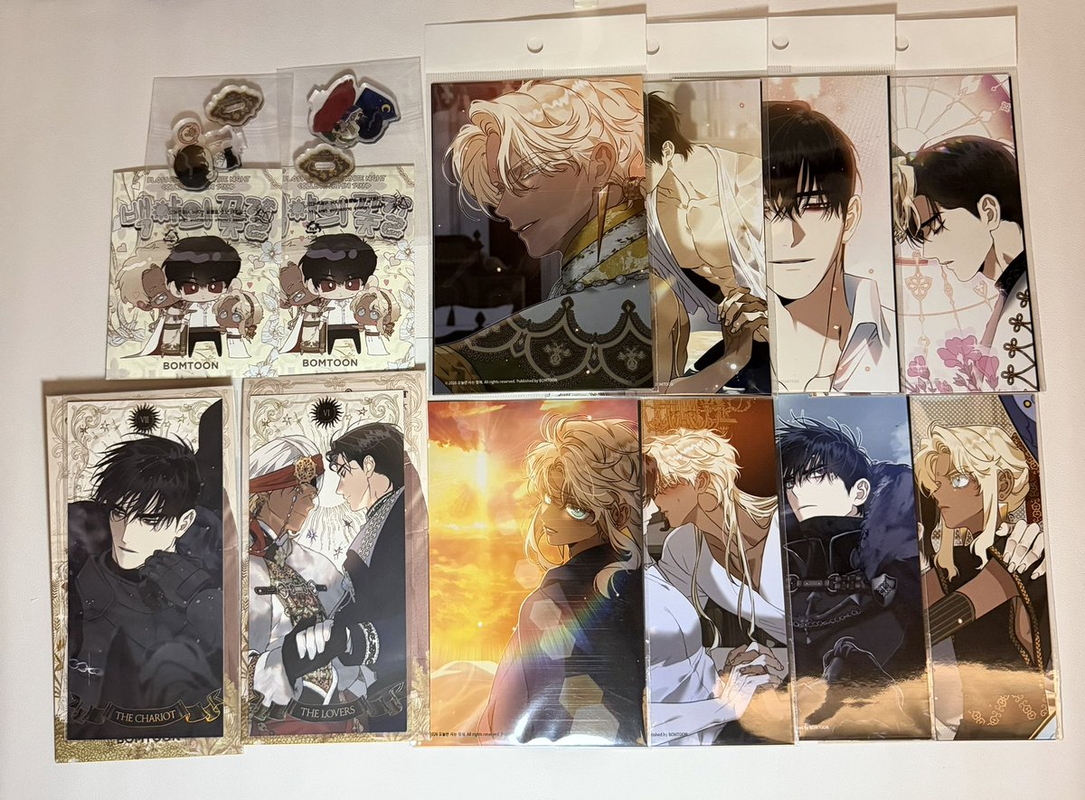 punchvely's tweet photo. wts พร้อมส่ง
การ์ดบุปผา แคมปัส 160.- 
(อมภาพขวา 1 อย่าง)

ไพ่ทาโร่ 150.-/1
มินิสแตนดี้ 130.-/1
โปส 100.-/1

ค่าส่ง 45.-
#ตลาดนัดมันฮวา #ตลาดนัดmanhwa https://t.co/LSSD2whG5l